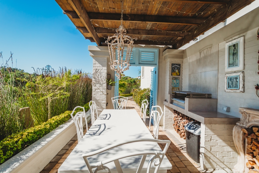 3 Bedroom Property for Sale in Kraaibosch Manor Western Cape